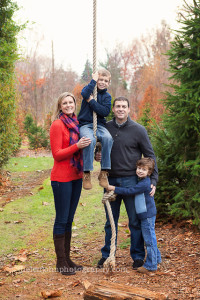 potomac maryland christmas tree farm family photographer-7