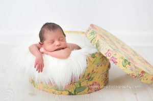 top newborn photographer in potomac maryland-9