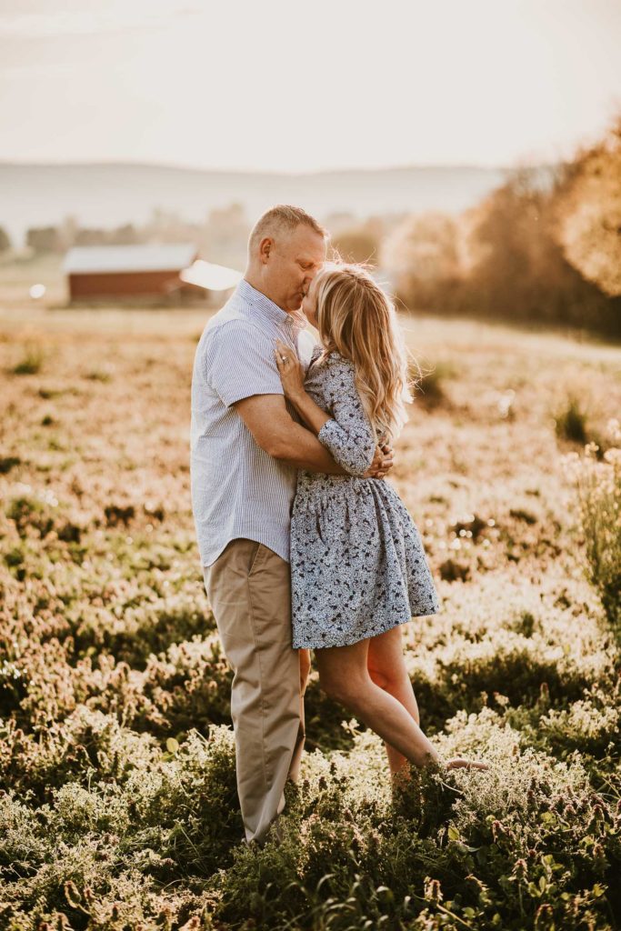 sunset family session mom and dad